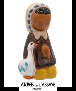 a1_jouarre_santon_bergere_oie_231221